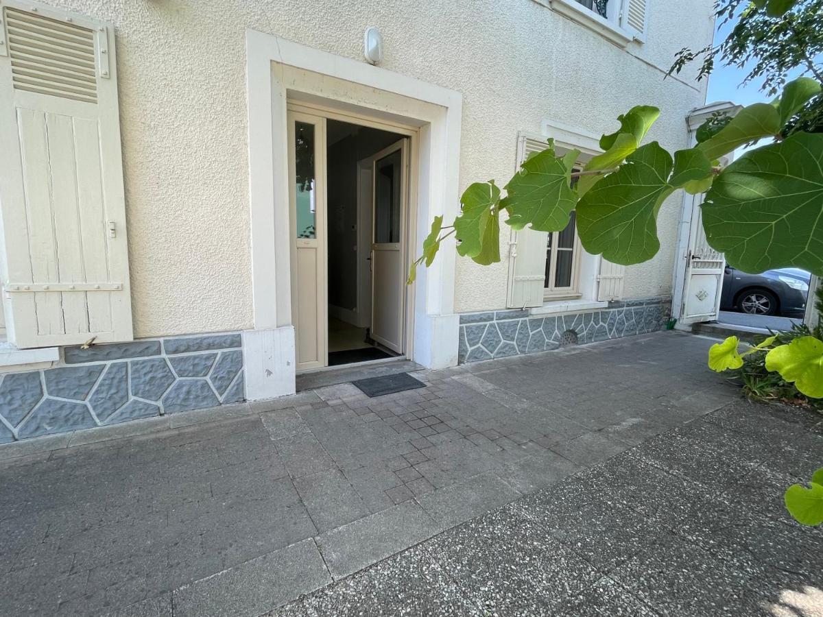 Le Logis De La Place Thouars Exteriör bild